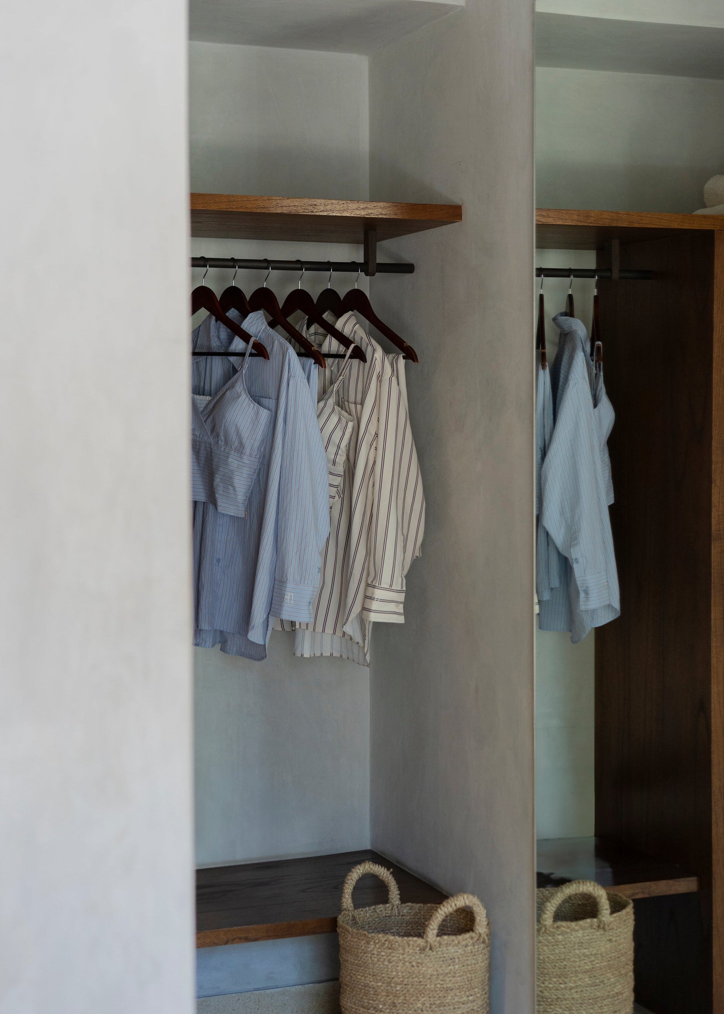 Yuragi collar shirt